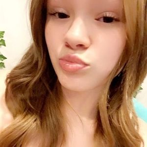 Meet your Posher, Macy